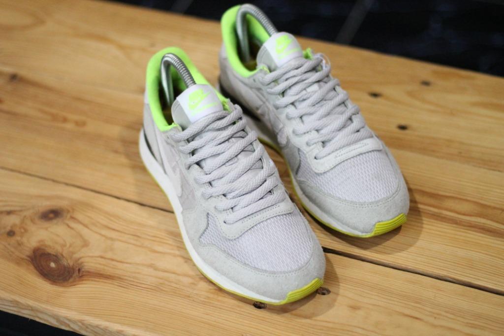 Size 5.5 UK NIKE Internationalist Shoe