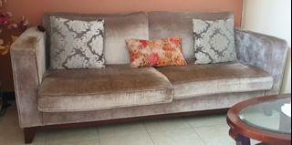Sofa kokoh silver abu