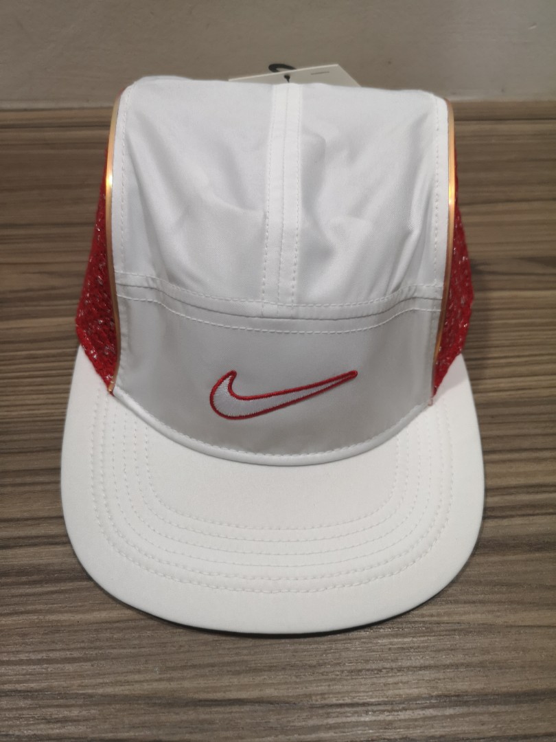 Supreme nike boucle hat new arrivals