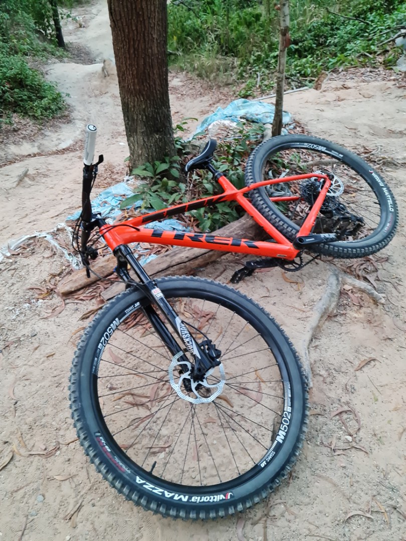 Trek Marlin 7 2021 29\