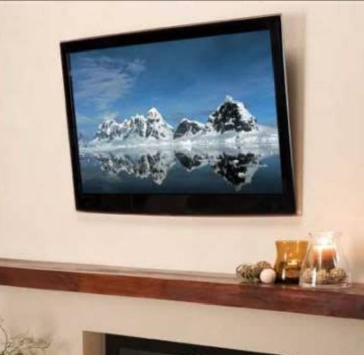 TV TILT wall bracket (Category: TV Parts & Accessories) located in Quezon City. Submitted by smithwarren46 (Listing ID 1088726141, Image 2). Description: Brandnew P300 #tilttvwallbracket For tv screen 32"-55" flat panel tv Load capacity 30kg.tilt -5°+15° Easy to install. Color black. Pick up lagro Q.c or via delivery service rider po. More item for sale.. like or follow my page #BSAonlinestore https://www.facebook.com/BSA-online-store-10406342807