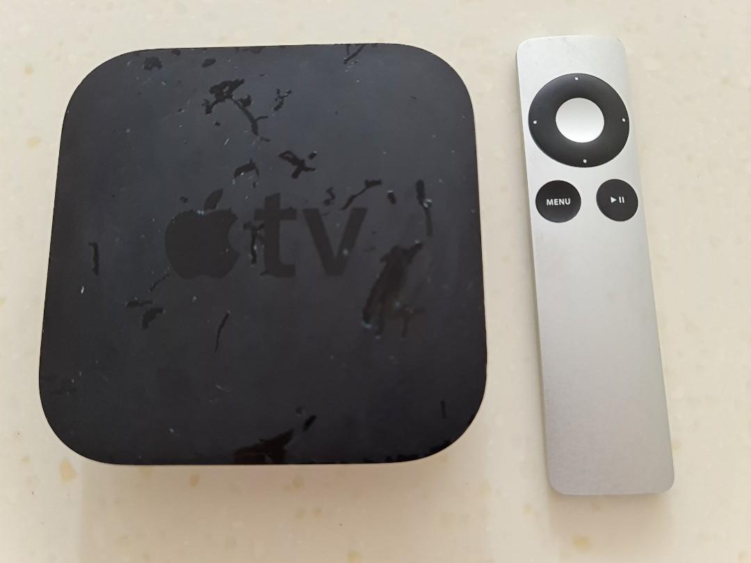 Working Apple TV gen 2 (model A1378) with remote, power cables, TV