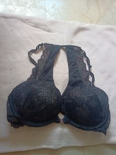 (Category: ) located in . Submitted by fyertwigs (Listing ID 1088961457, Image 1). Description: .