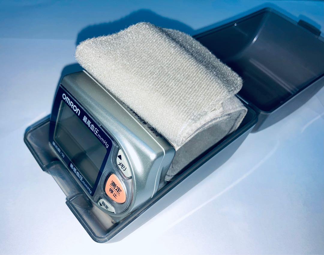 日版 HEM650 OMRON 歐姆龍 手腕式 自動血壓計 電子血壓計 Blood Pressure Monitor, 傢俬＆家居, 浴室