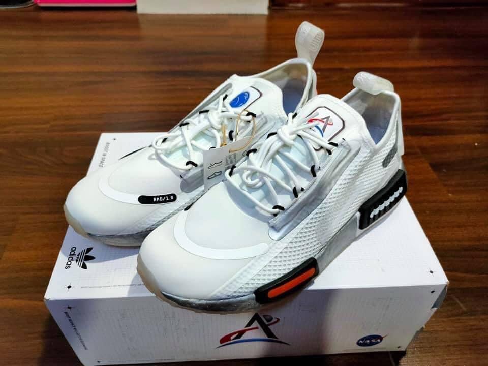 Adidas NMD R1 Spectoo NASA, Men's Fashion, Footwear, Sneakers on Carousell