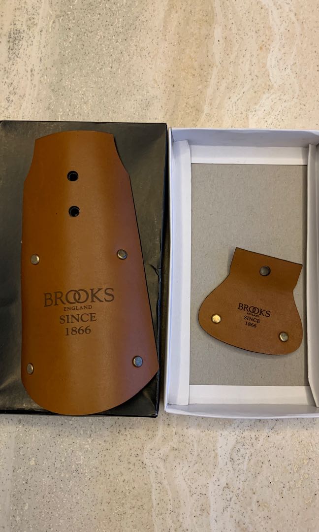 Brooks genuine cowhide leather mud flaps for brompton Front and back. Color pair with honey saddle and grips