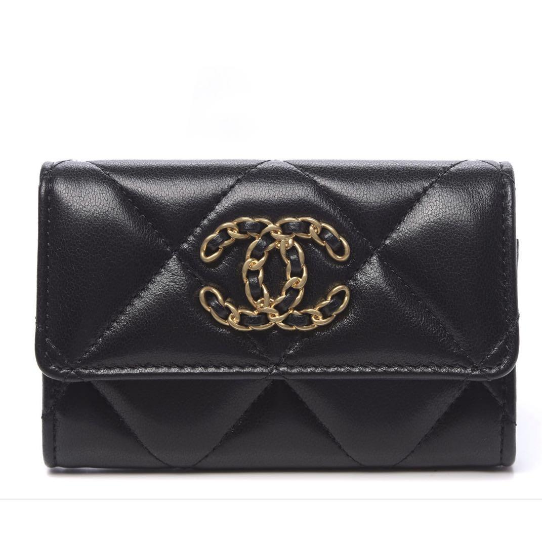 CHANEL Shiny Goatskin Quilted Chanel 19 Zip Around Coin Purse Wallet Black  1259109