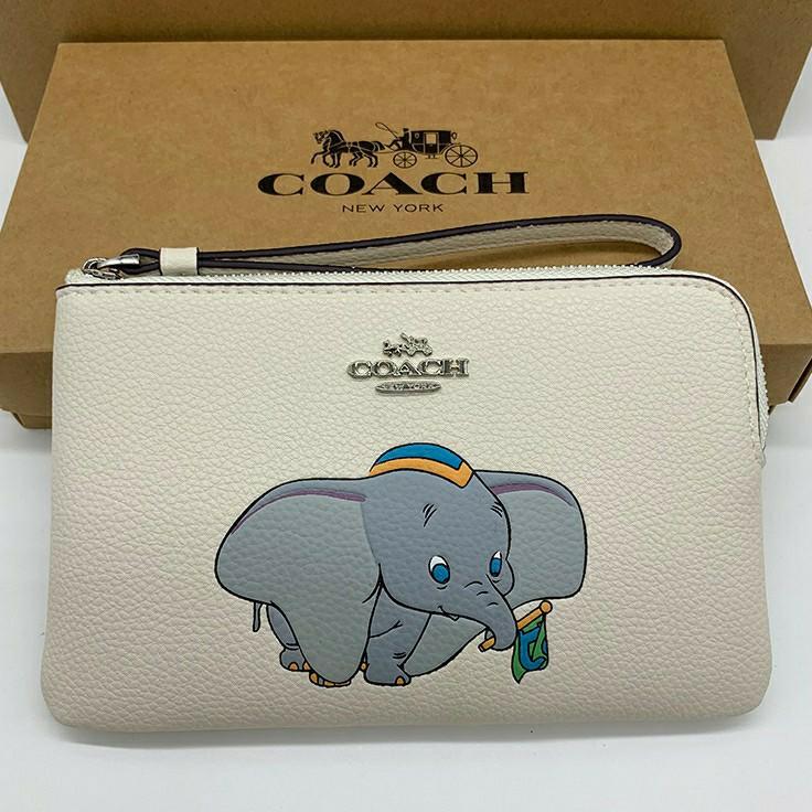 Coach sales dumbo wristlet