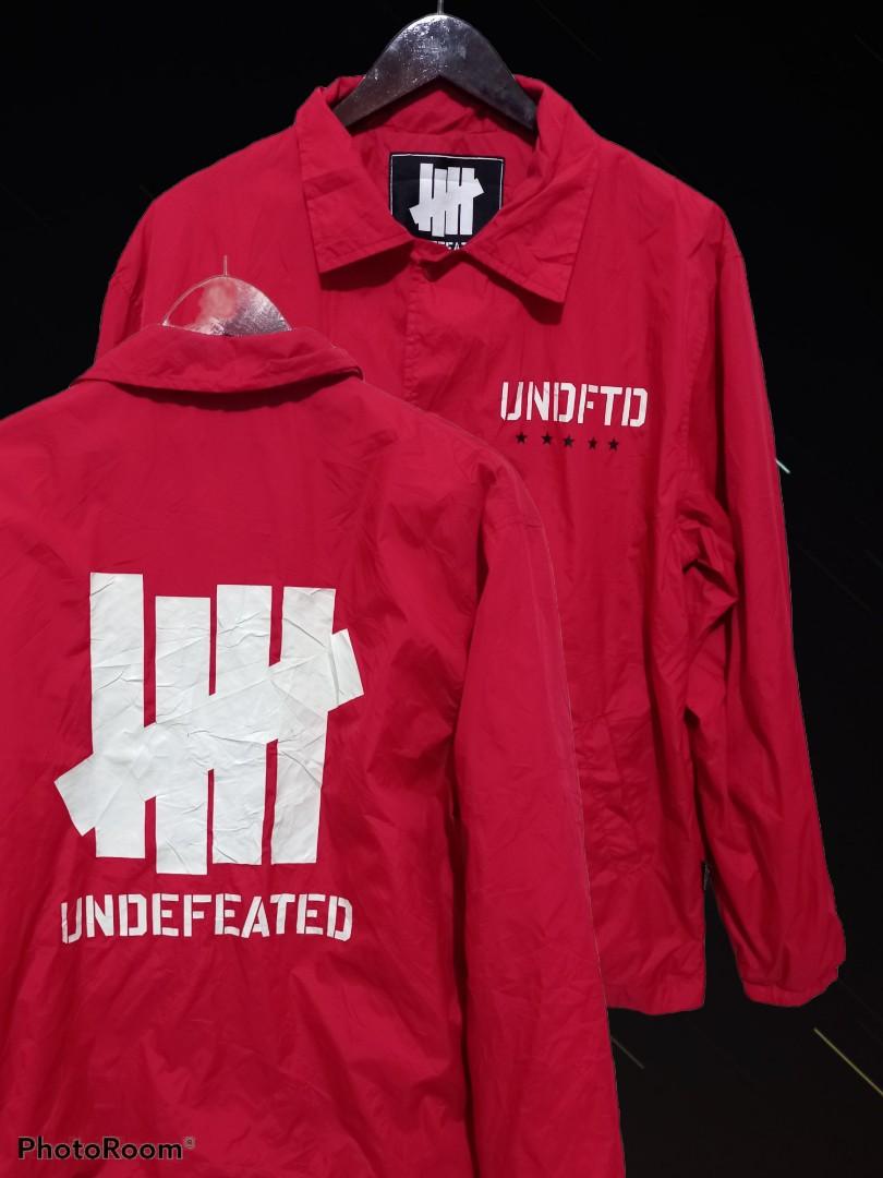 Coach jacket undefeated big logo Fesyen Pria Pakaian Atasan di Carousell