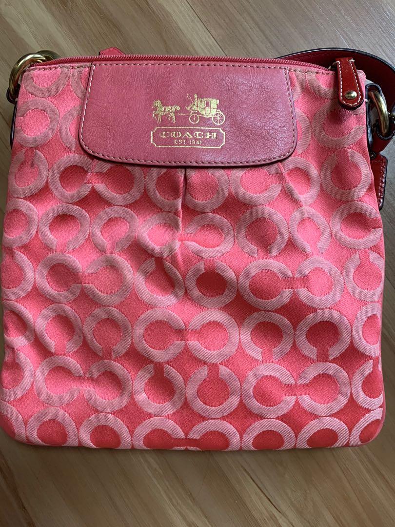 Coach Sling Bag (authentic), Women's Fashion, Bags & Wallets, Cross