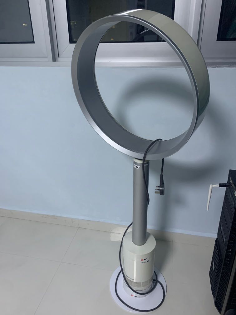 Dyson Fan, Furniture & Home Living, Lighting & Fans, Fans on Carousell