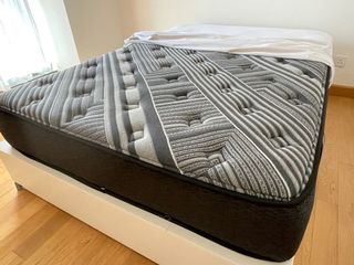 （分類：）位於 。 由 mlaza 提交（商品編號 1089029525，圖片 1）。簡介： 。