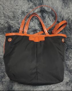 (Category: ) located in . Submitted by jtboutique.etcetera (Listing ID 1088940856, Image 1). Description: .