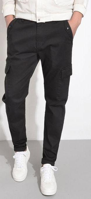 Black pants with 2025 side pockets