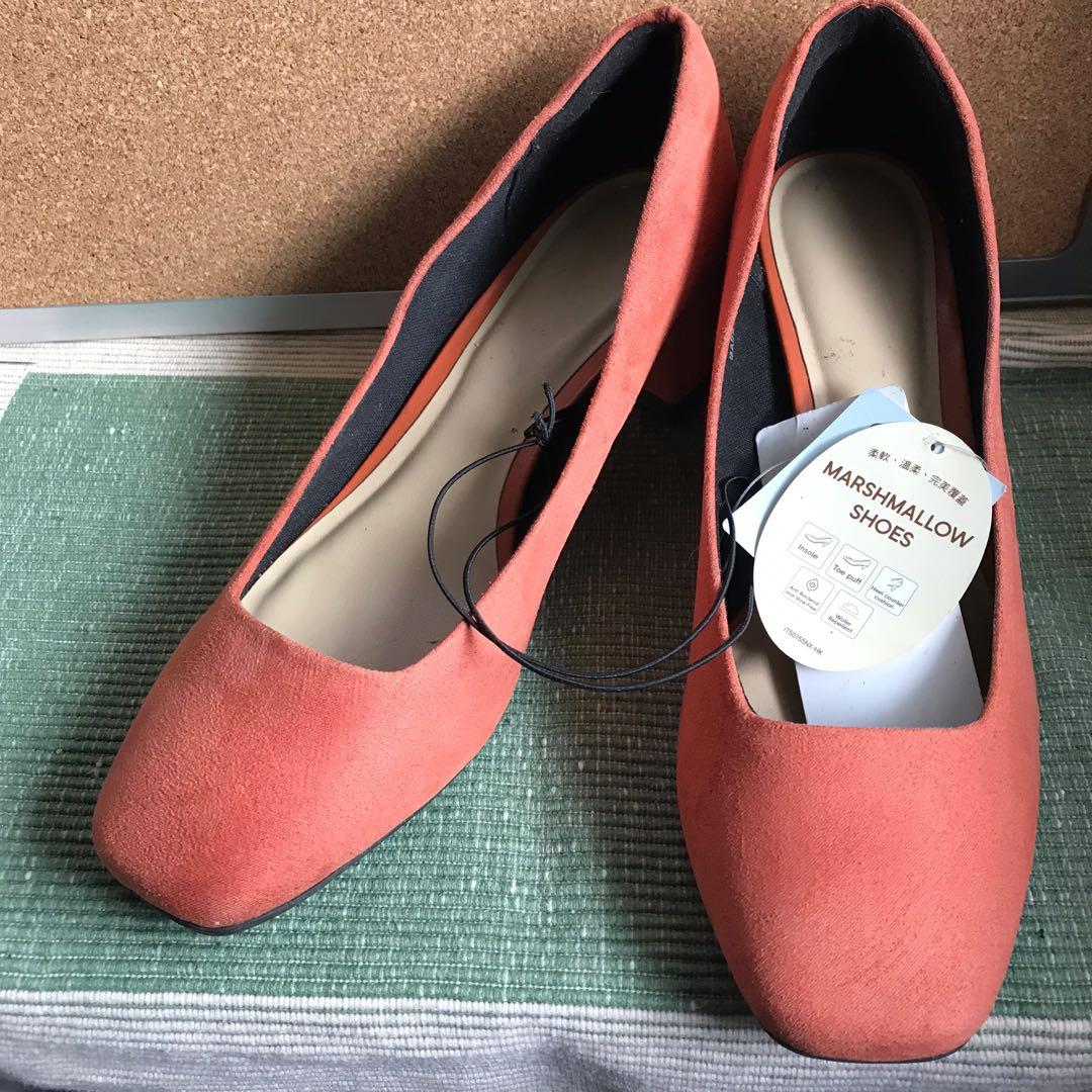 Uniqlo heels on sale