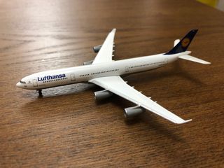 （分類：）位於 。 由 bigal_2021 提交（商品編號 1089089608，圖片 1）。簡介： 。