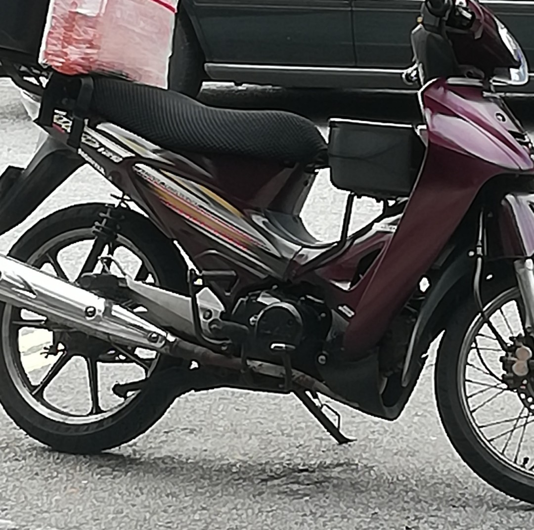 Honda wave 125 tahun 2005, Motorbikes on Carousell