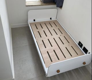 （分類：）位於 。 由 chankittyyy 提交（商品編號 1089074973，圖片 1）。簡介： 。