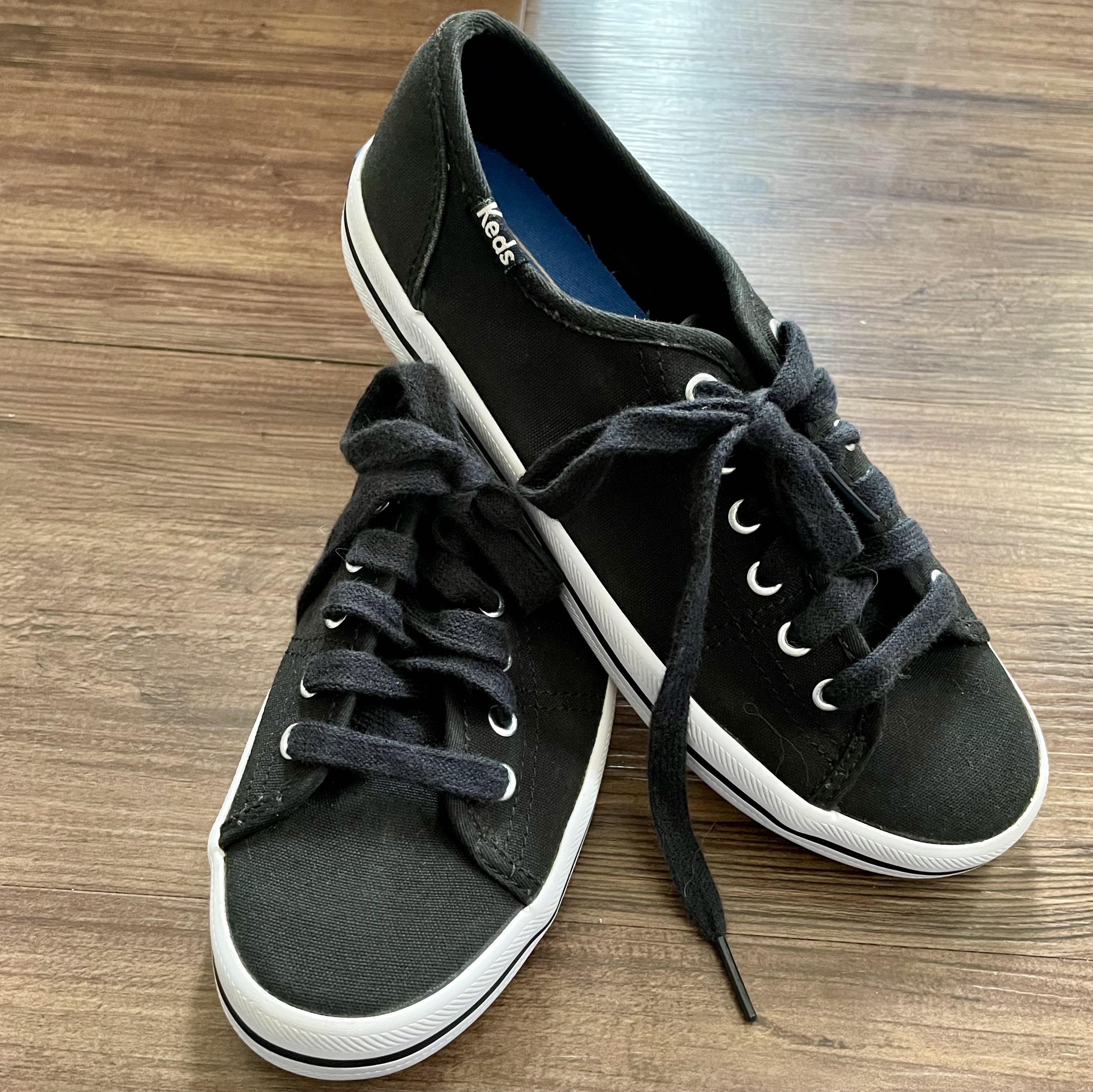 Keds kickstart seasonal solid hotsell