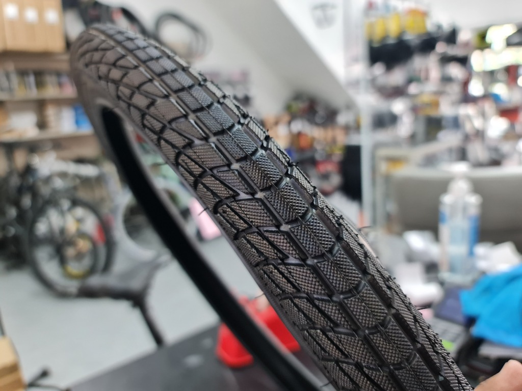 Kenda kontact 2025 20 x 1.95