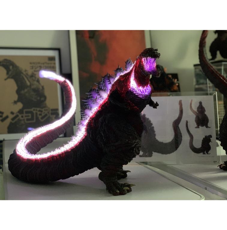 Light up hot sale godzilla toy
