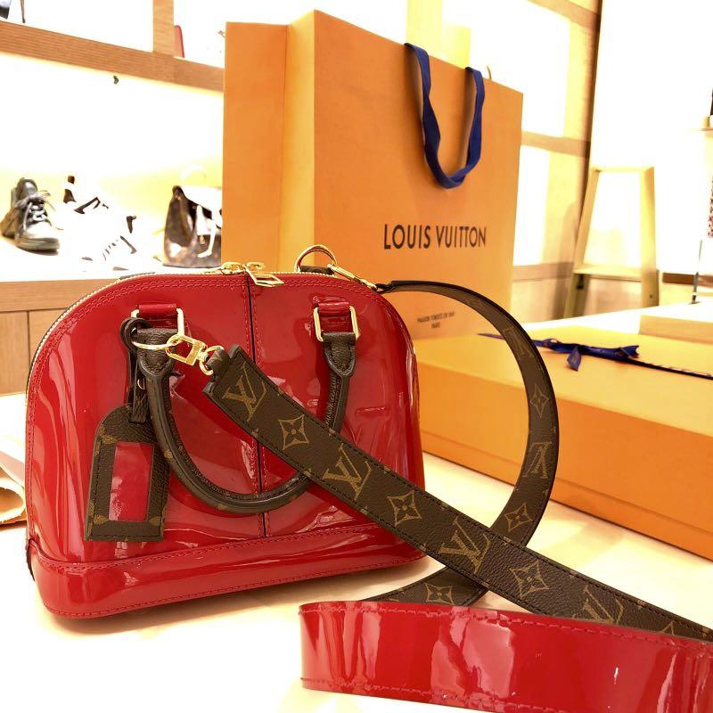 Louis Vuitton Alma BB vernis, Women's Fashion, Bags & Wallets