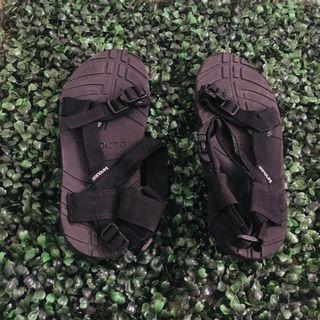 Sandugo Black Sandals