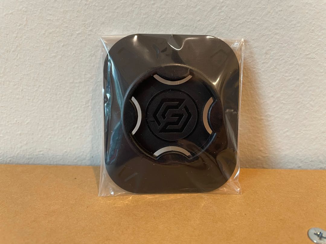 Spigen Gearlock AU100 Universal Bike Mount Adapter, Sports Equipment