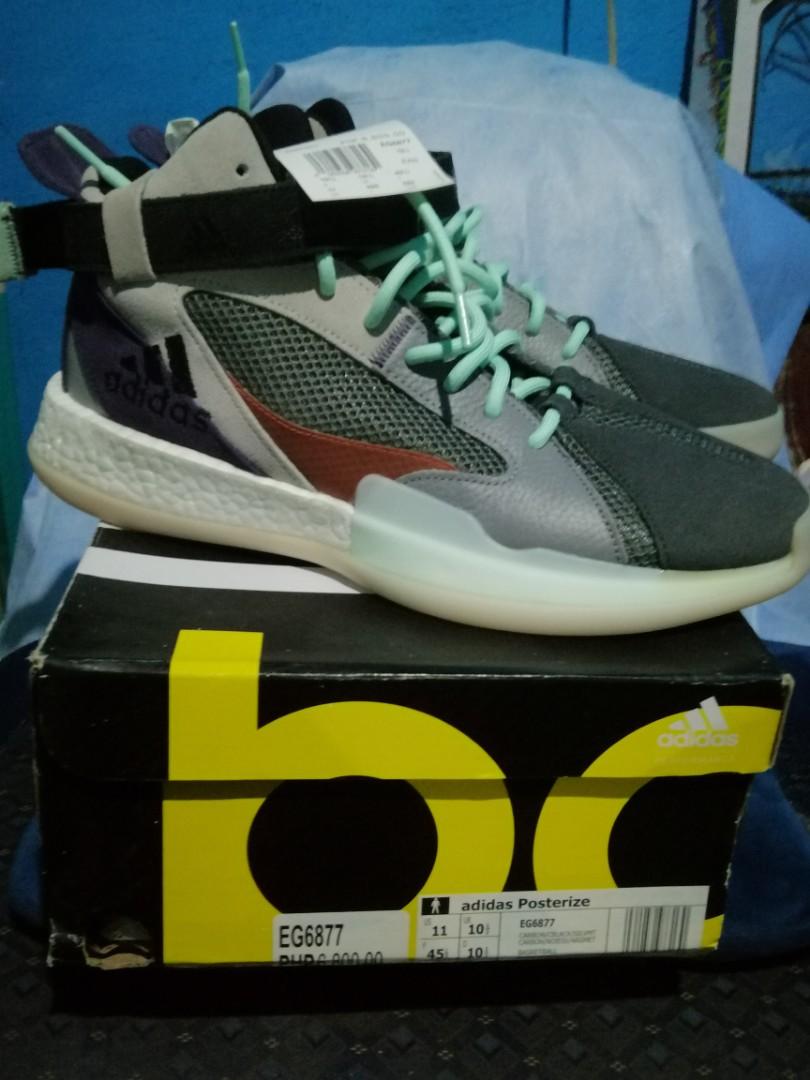 Adidas basketball shoes size 11 