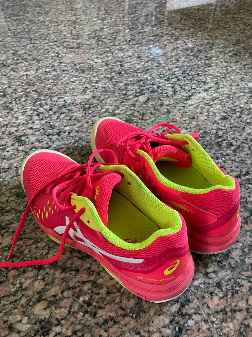 asics gilbert road