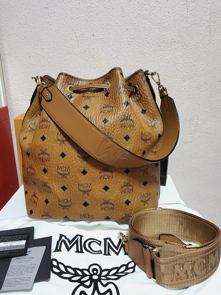Mcm essential visetos hot sale original drawstring medium cognac