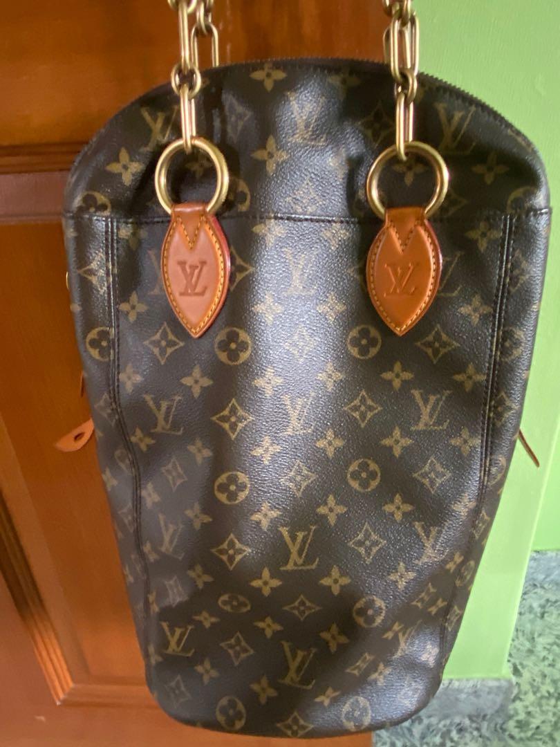 Louis Vuitton old pattern chain shoulder bag 22x13