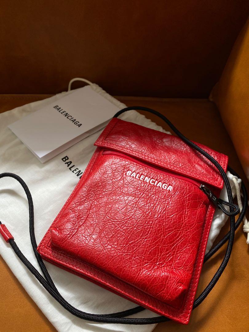 Balenciaga Explorer Arena 2024 favors