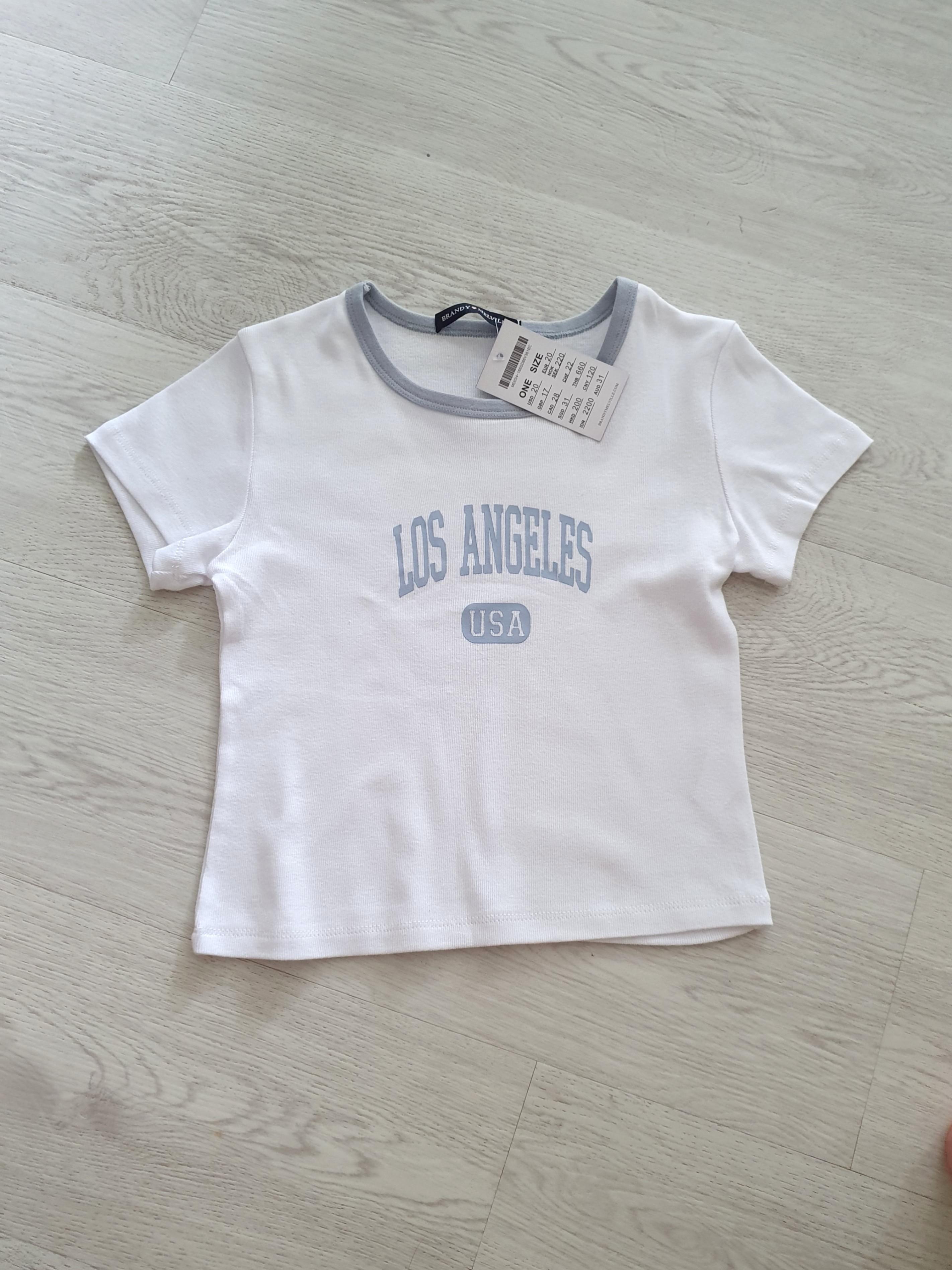Bnwt Brandy Melville Los Angeles Ashlyn Crop Women S Fashion Tops Other Tops On Carousell Bnwt Brandy Melville Los Angeles Ashlyn Crop Women S Fashion Tops Other Tops On Carousell
