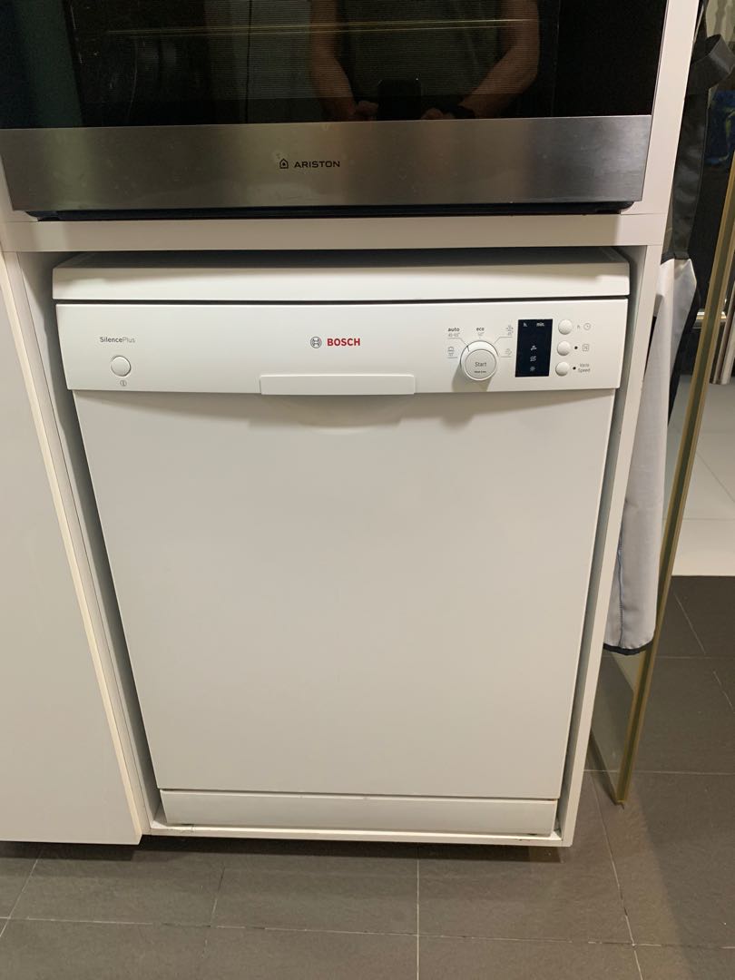 Bosch Dishwasher Silence Plus (Model SMS50E82EU), TV & Home Appliances