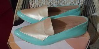 BRAND NEW 3pcs Shoes ONLY P750 size 7