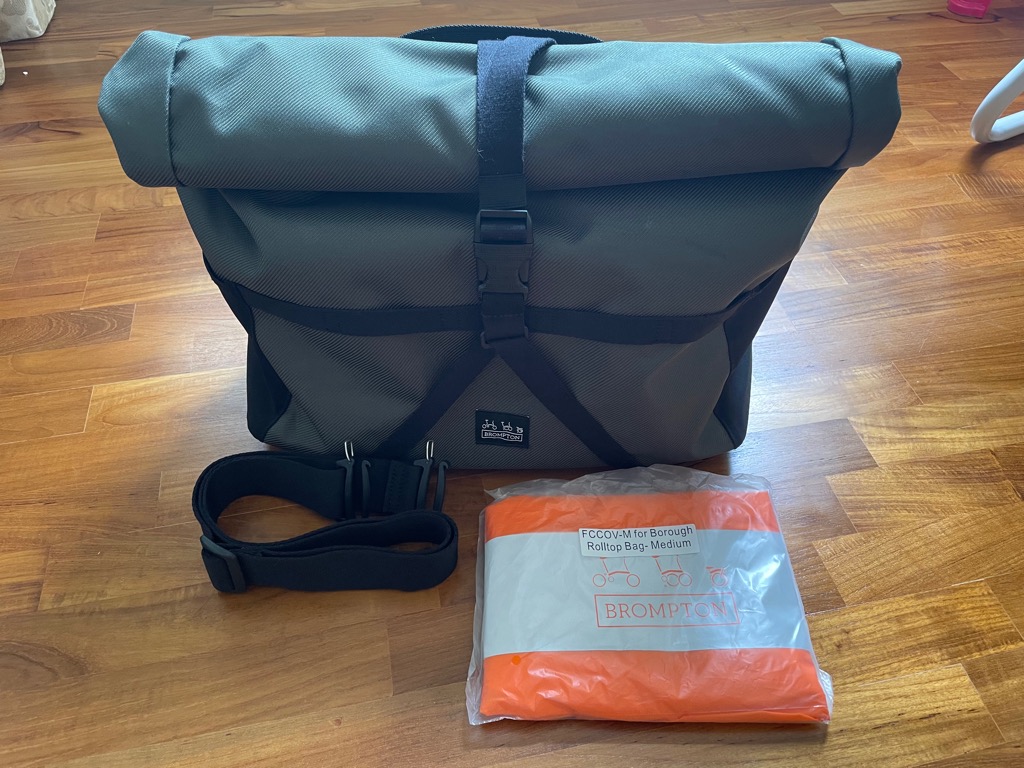 Borough Roll Top Bag Medium