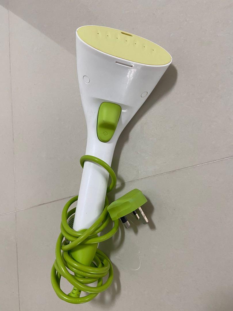 Clothes steamer Philips, Babies & Kids, Babies & Kids Fashion on Carousell