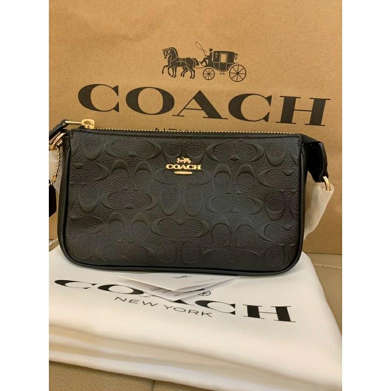 Coach pochette pre-order (Category: Luxury Bags & Wallets) located in Angeles City. Submitted by bringing.luxury (Listing ID 1089133208, Image 1). Description: .