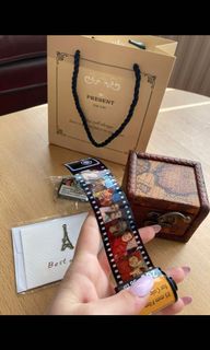(Category: ) located in . Submitted by giftcloset.sg (Listing ID 1089285589, Image 1). Description: .