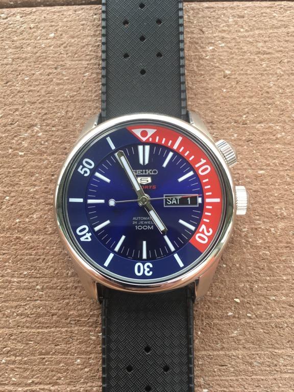 Seiko 5 two crown store
