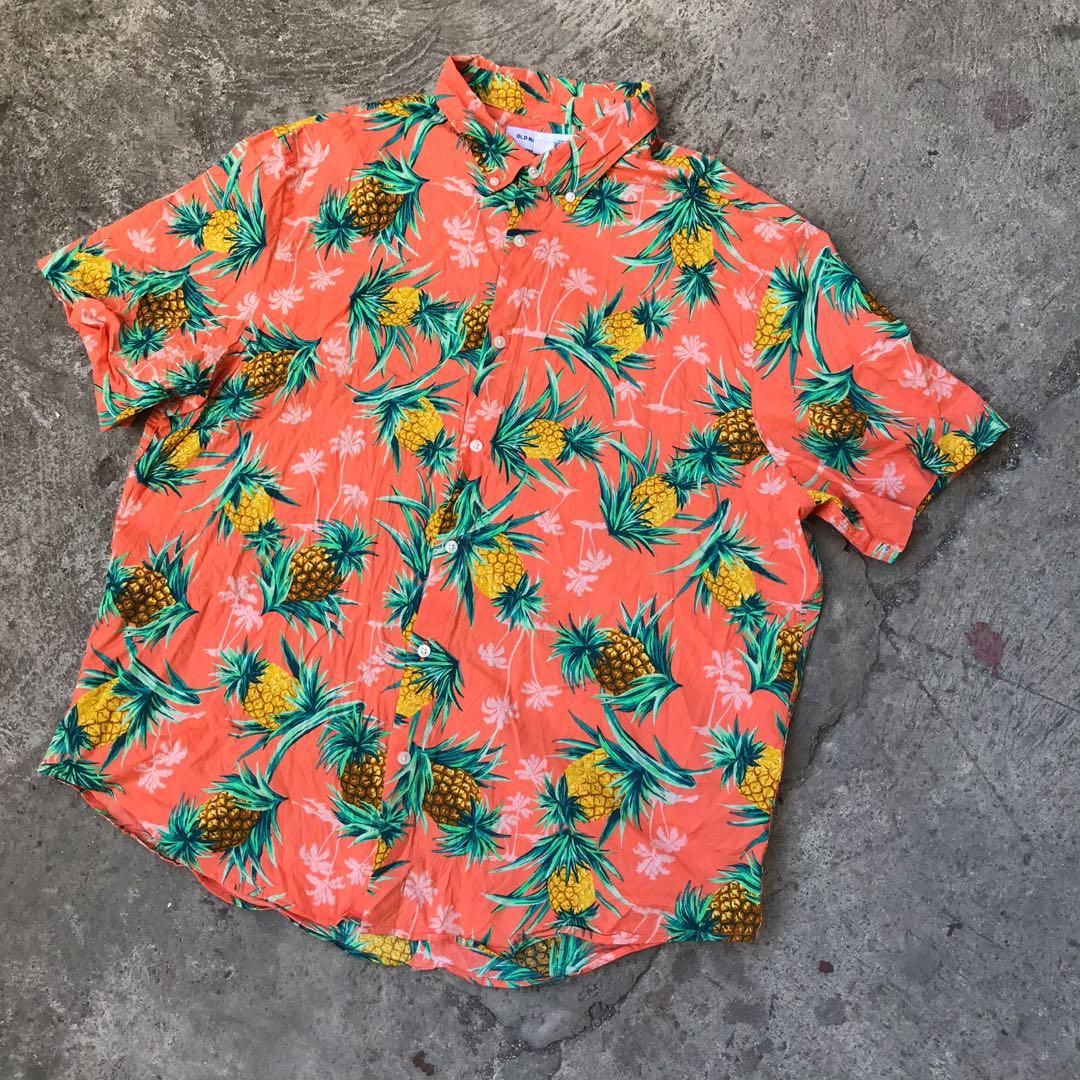 Old navy pineapple shirt top
