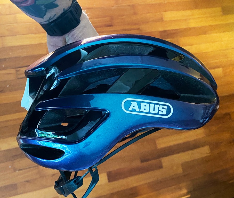 Helmet ABUS AIRBREAKER SIZE 52 to 58 CMS Chameleon color