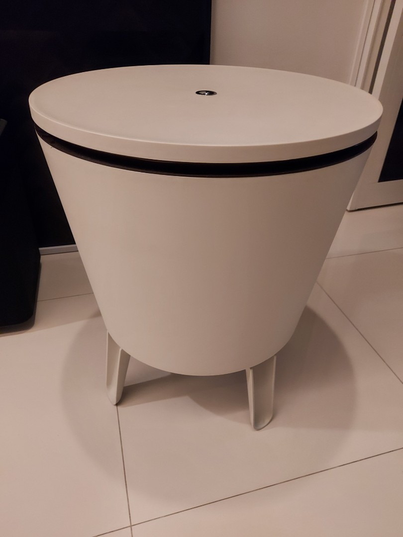 Indoor/ outdoor beverage cooler table., Furniture & Home Living