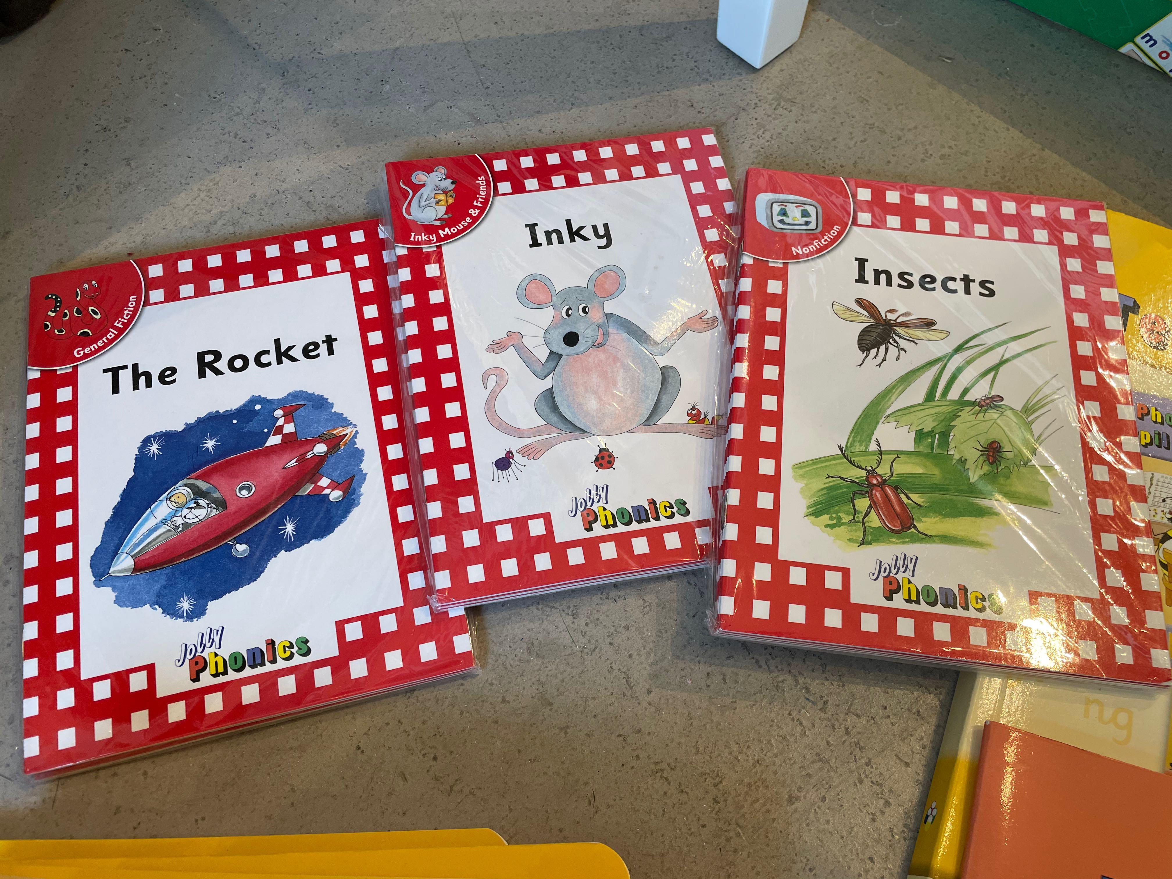 Jolly Phonics Starter Set Set of 7 Hardcover Finger Phonics Books