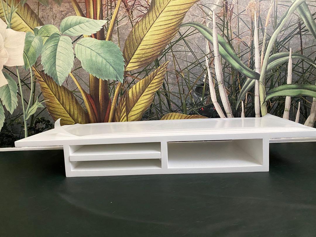 Laptop/Monitor Riser. (Category: Monitor Screens) located in Quezon City. Submitted by vbcsells (Listing ID 1089130925, Image 2). Description: Laptop or monitor riser patterned after Grovemade. Used for 1.5 months. Bought for 2,500 but selling for 1,700. I have two pcs .