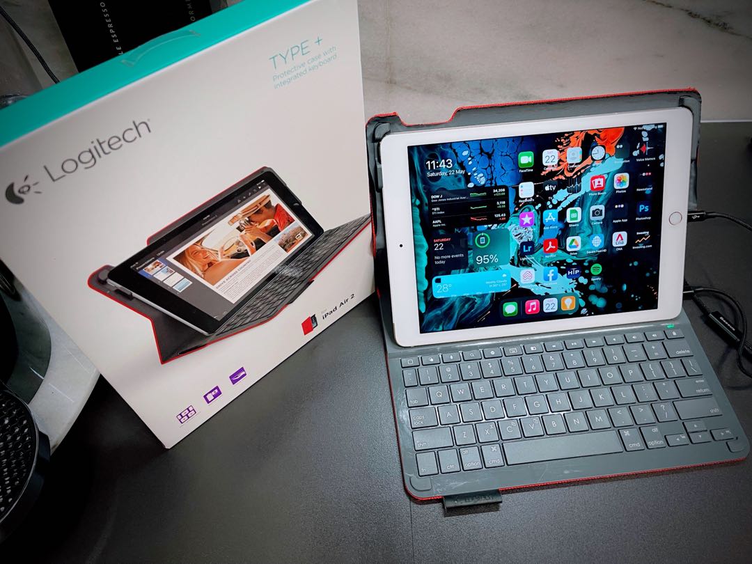 Logitech Type+ Wireless Keyboard Case IPad Air 2, Mobile Phones