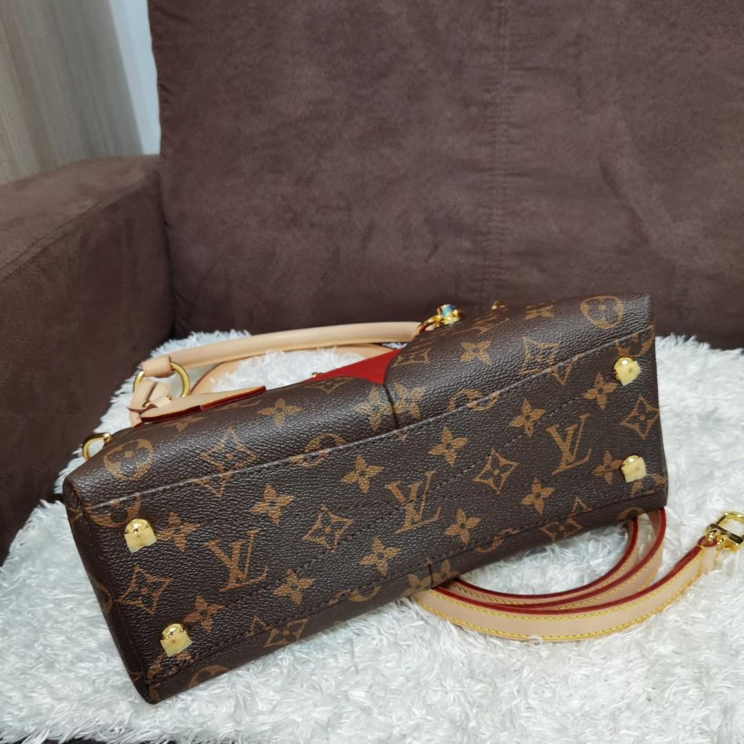 Louis Vuitton V Tote BB Crossbody Bag in Cerise, Women's Fashion