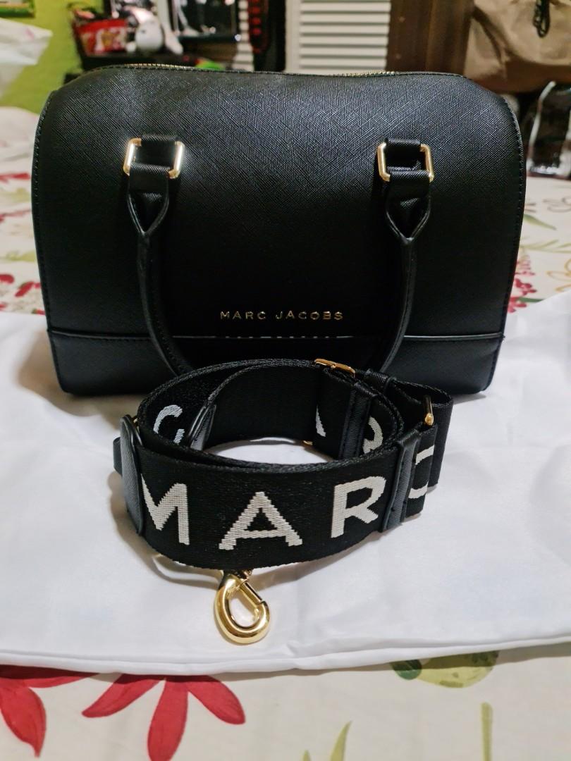 marc jacobs doctors bag Women s Fashion Bags Wallets Cross
