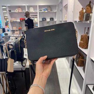 Original MICHAEL KORS Ava XS Crossbody Bag, Women's Fashion, Bags &  Wallets, Cross-body Bags on Carousell